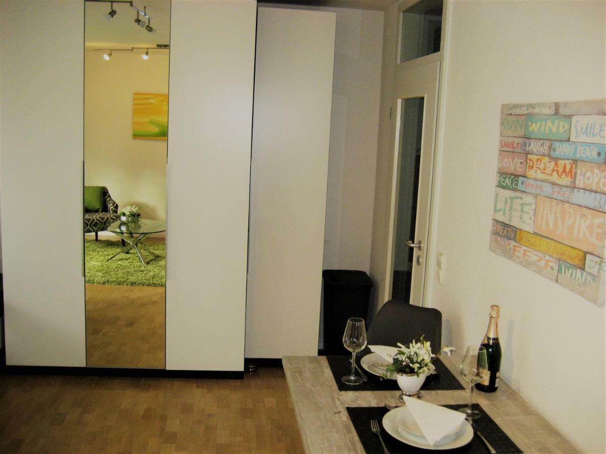 הנובר Hochwertiges Apartment Im Gruenen, Zentral Gelegen, Ruhig, Balkon מראה חיצוני תמונה