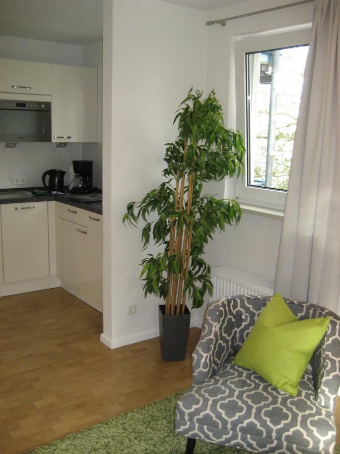 הנובר Hochwertiges Apartment Im Gruenen, Zentral Gelegen, Ruhig, Balkon מראה חיצוני תמונה